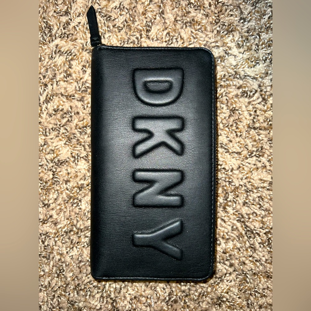 DKNY black wallet